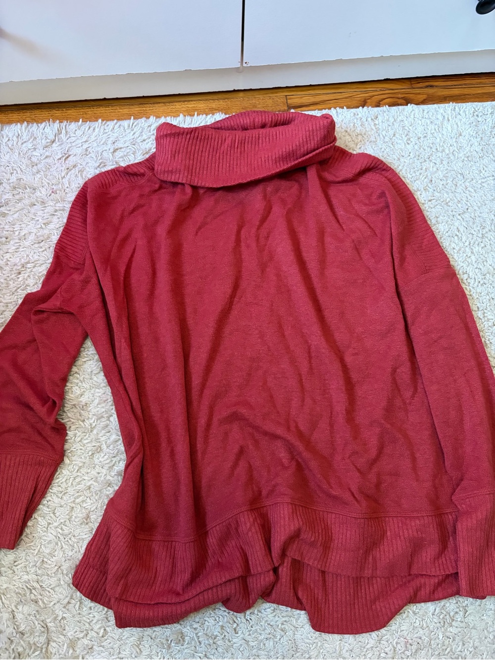 Simply Vera Vera Wang Rose-Red Turtleneck Sweater